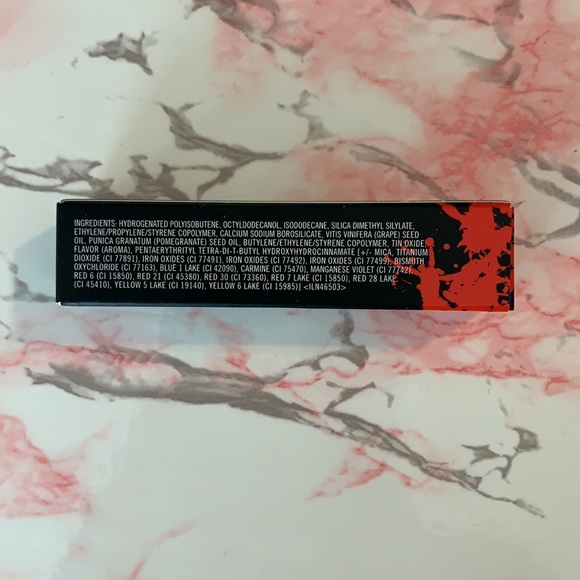 NWT MAC Cosmetics Red Enamel Paint Lip Lacquer - Picture 6 of 9